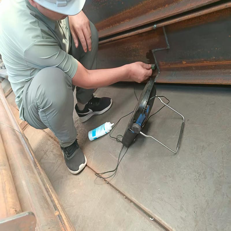 Liweiyuan स्टील संरचना सफलतापूर्वक थाईलैंड को निर्यात किए गए स्टील संरचना गोदामों के अल्ट्रासोनिक परीक्षण को पूरा करती है