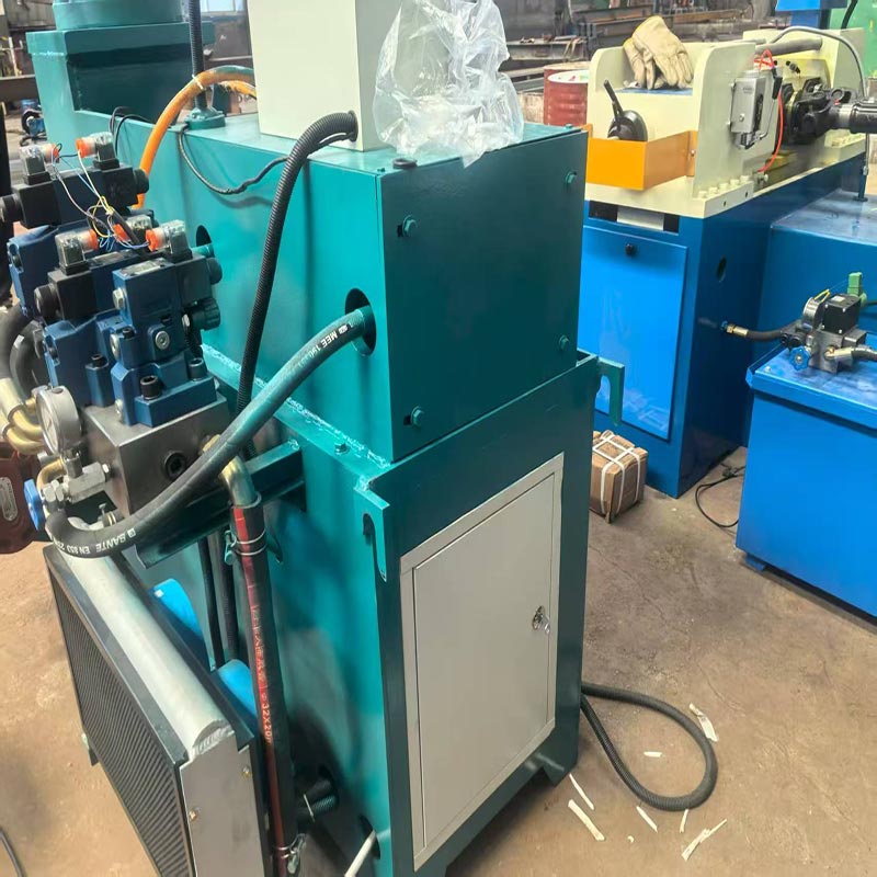 नए थ्रेड रोलिंग उपकरण पर समाचार