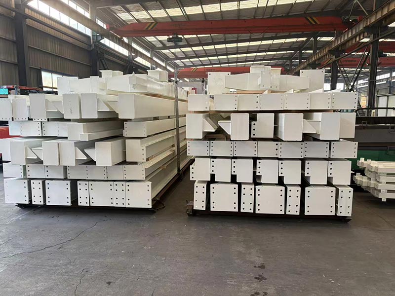 उरुग्वे अनुकूलित इस्पात संरचना अस्पताल परियोजना ने मुख्य घटकों का पहला बैच भेजा